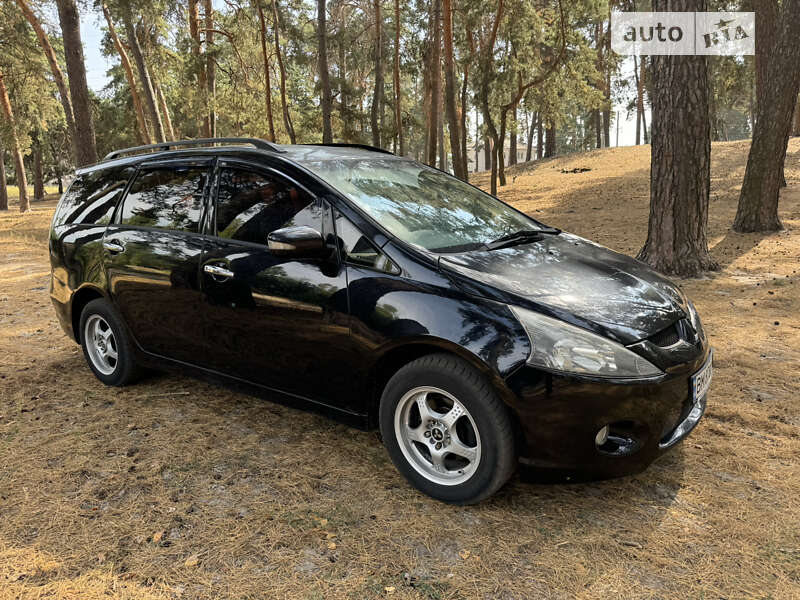 Mitsubishi Grandis (2007)