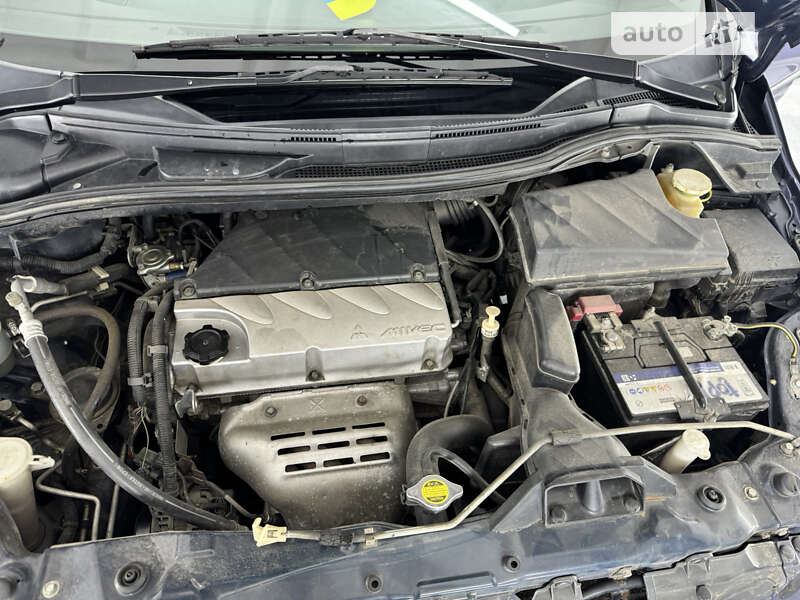 Mitsubishi Grandis (2008)