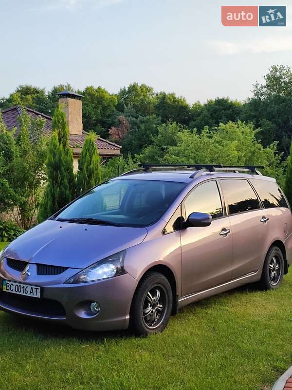 Mitsubishi Grandis (2006)