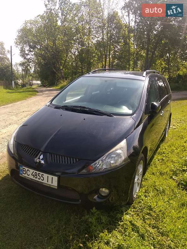 Mitsubishi Grandis (2007)