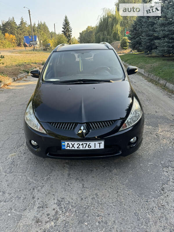 Mitsubishi Grandis (2007)