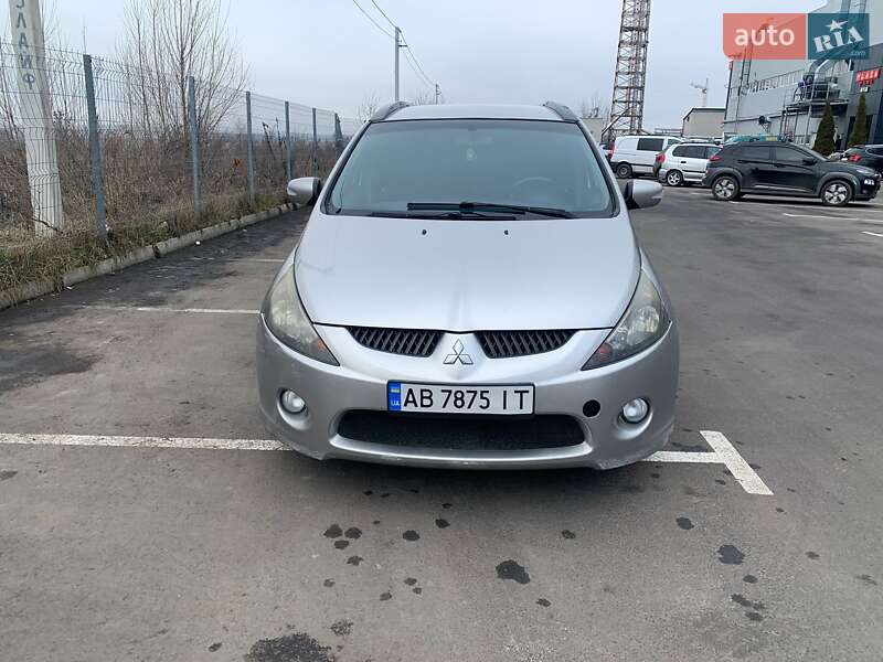 Mitsubishi Grandis (2007)
