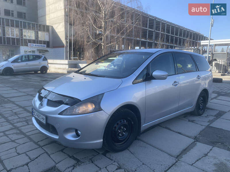 Mitsubishi Grandis (2006)