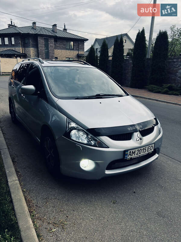 Mitsubishi Grandis (2006)