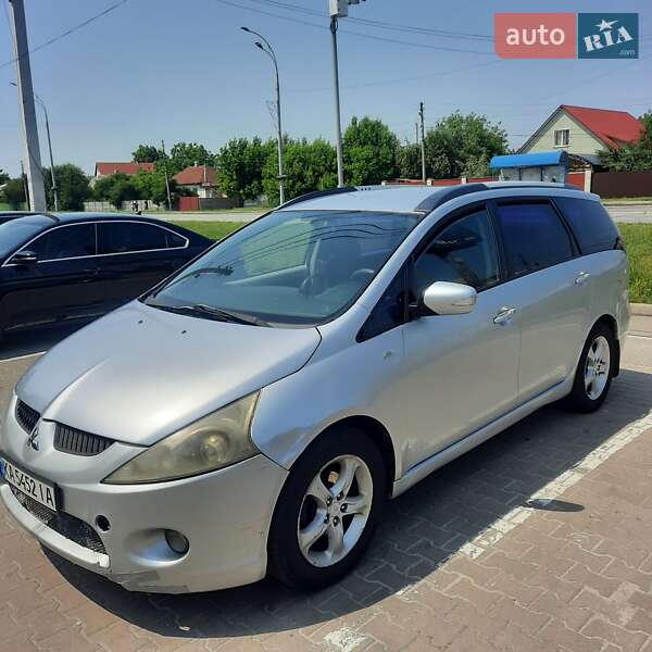 Mitsubishi Grandis (2008)