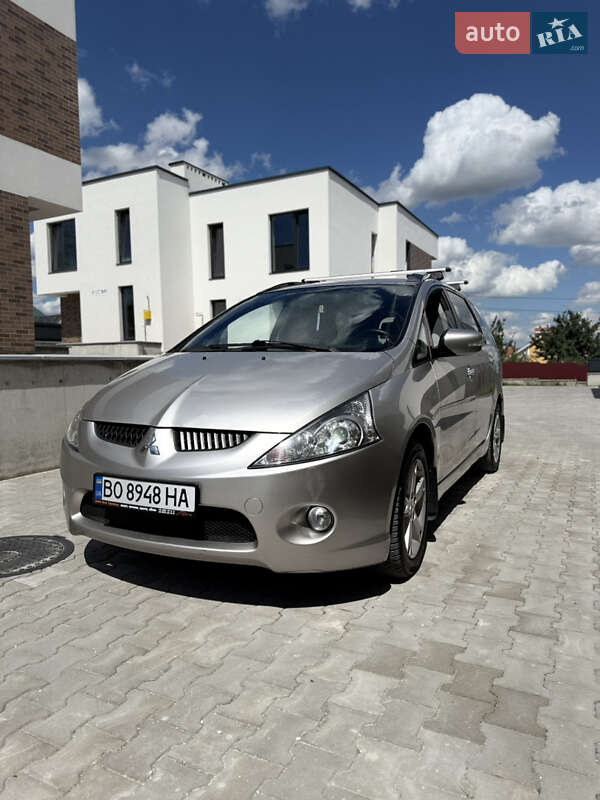 Mitsubishi Grandis (2007)