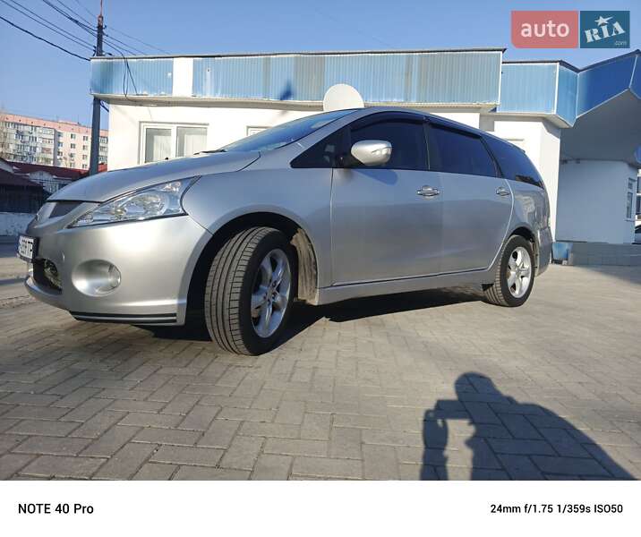 Mitsubishi Grandis (2008)