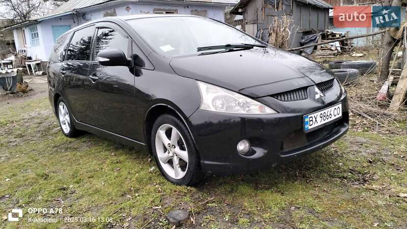 Mitsubishi Grandis (2008)
