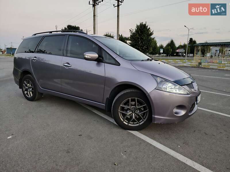 Mitsubishi Grandis (2006)