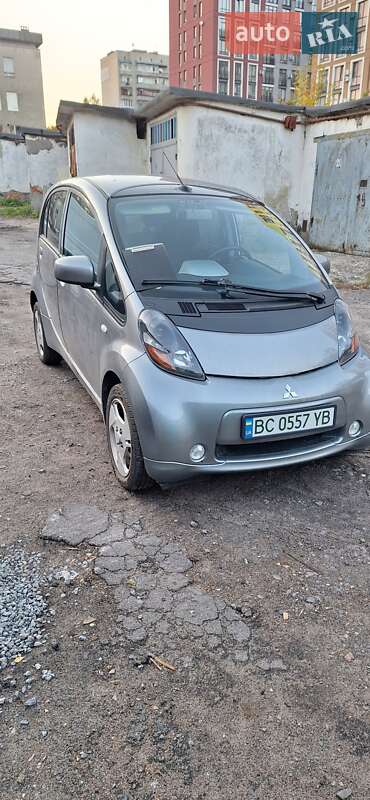Mitsubishi I-miev (2010)