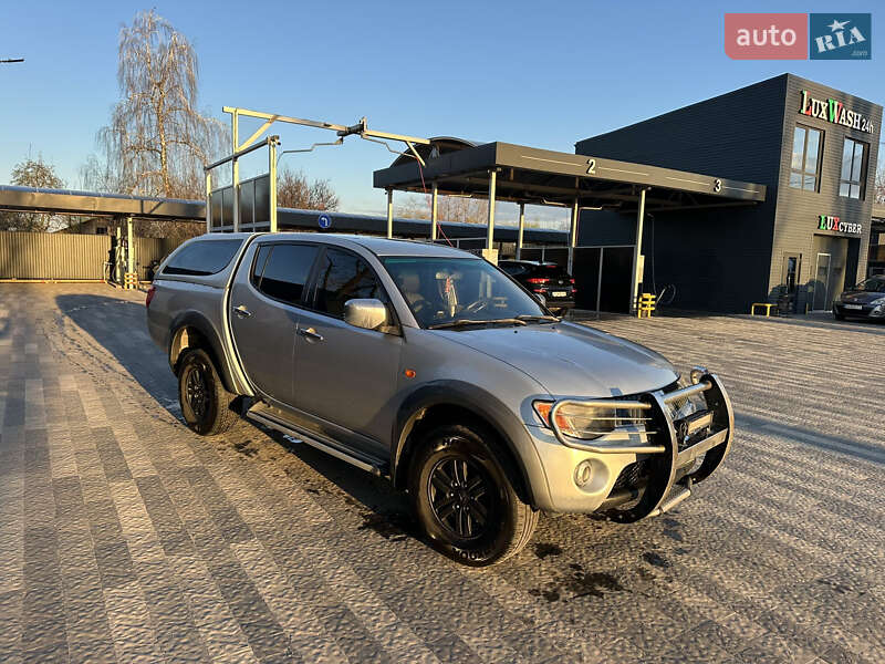 Mitsubishi L 200 (2008)
