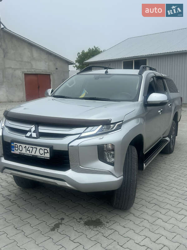 Mitsubishi L 200 (2020)