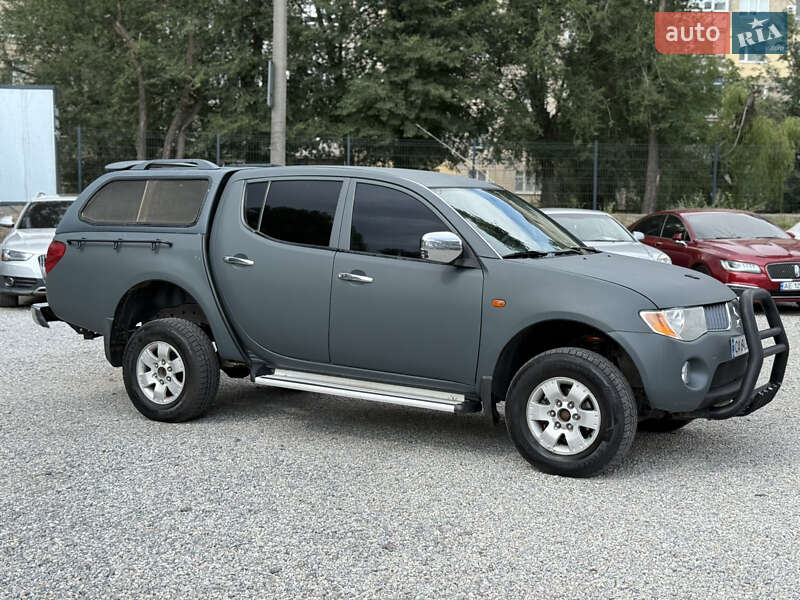 Mitsubishi L 200 (2008)