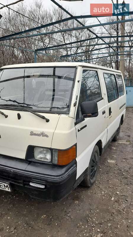 Mitsubishi L 300 (1987)