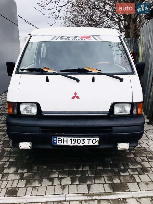Mitsubishi L 300 (1995)