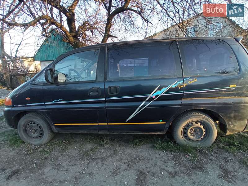 Mitsubishi L 300 (1995)