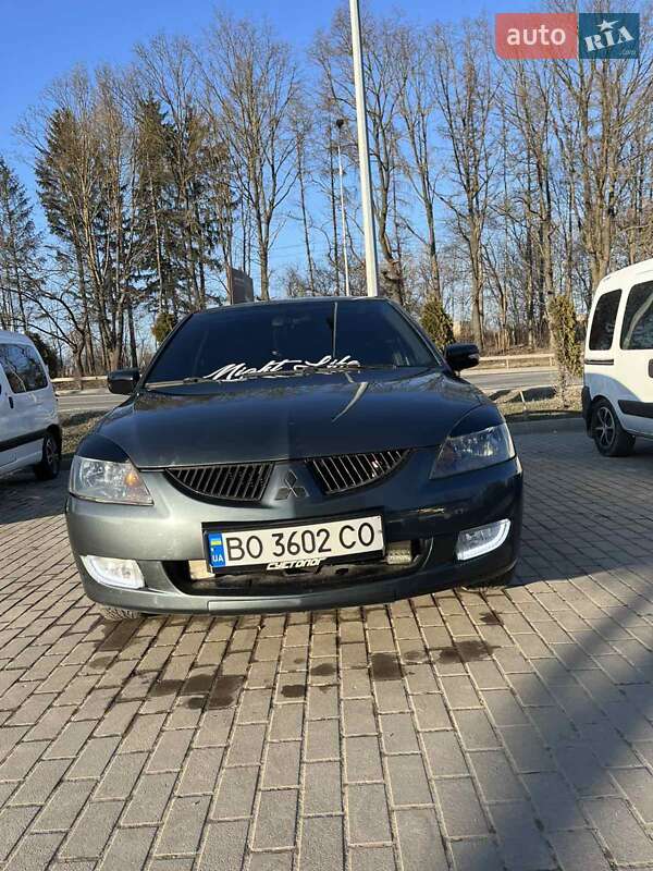 Mitsubishi Lancer (2004)