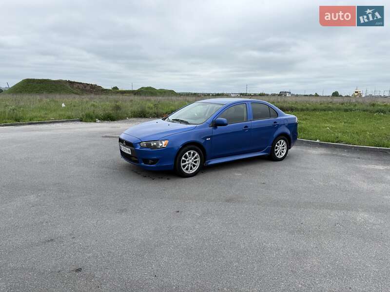 Mitsubishi Lancer (2011)