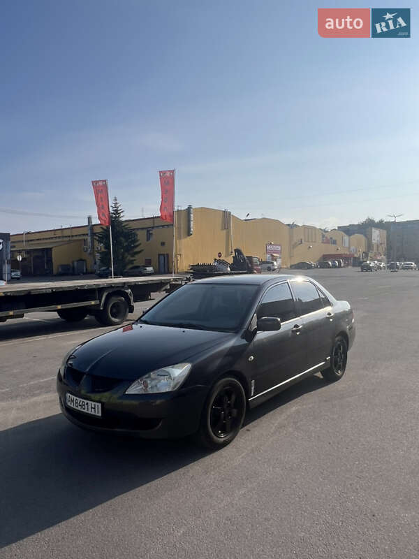 Mitsubishi Lancer (2004)