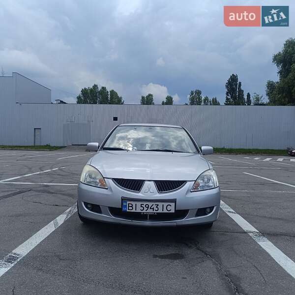 Mitsubishi Lancer (2004)