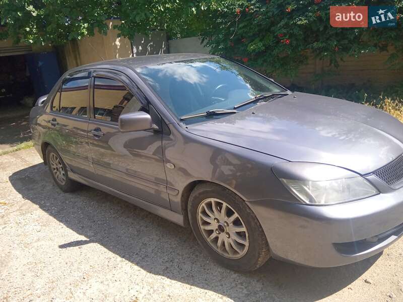 Mitsubishi Lancer (2005)
