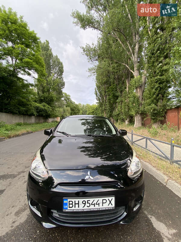 Mitsubishi Mirage (2015)