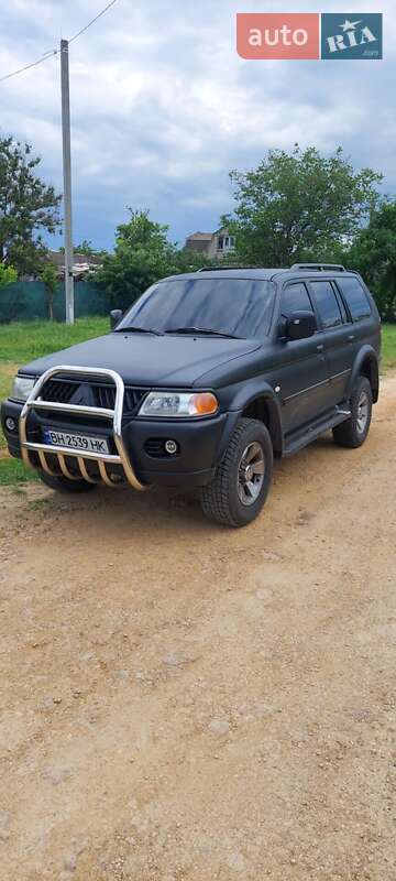 Mitsubishi Nativa (2007)