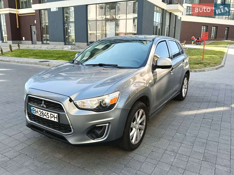 Mitsubishi Outlander sport (2013)