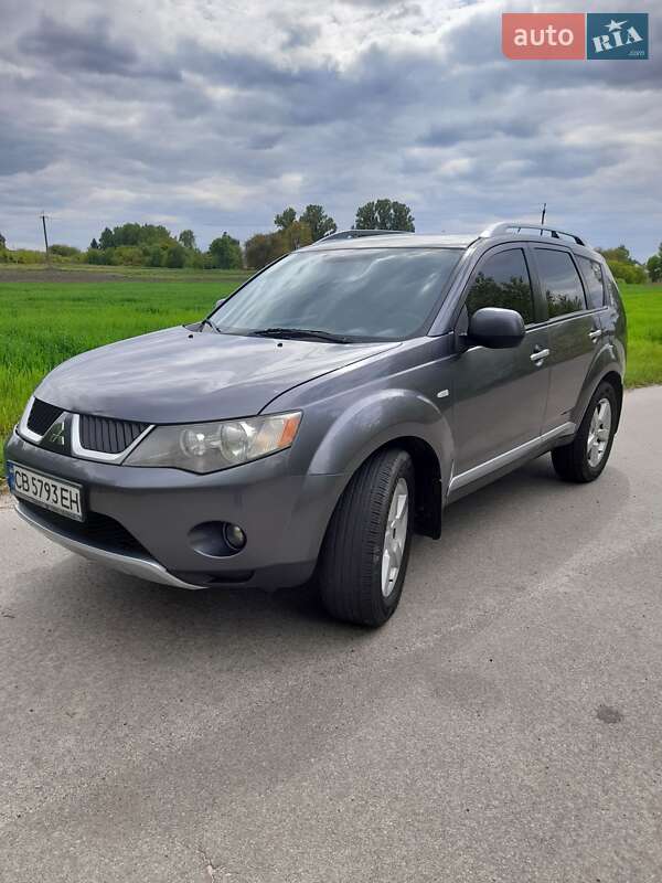 Mitsubishi Outlander xl (2008)