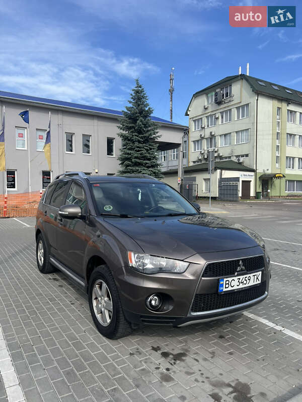 Mitsubishi Outlander xl (2009)