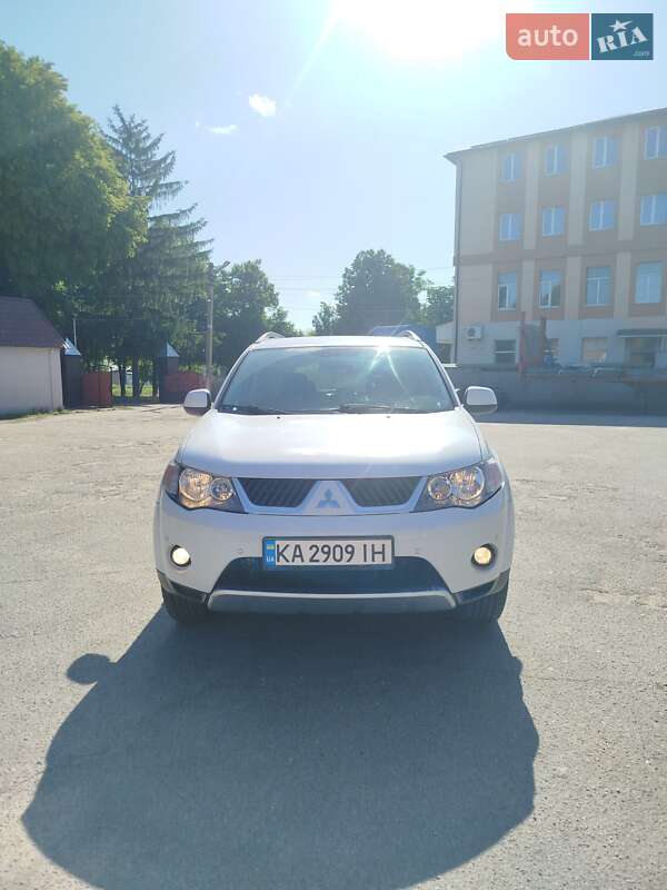 Mitsubishi Outlander xl (2008)