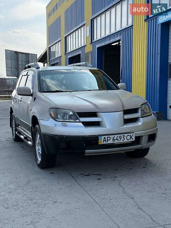 Mitsubishi Outlander (2003)