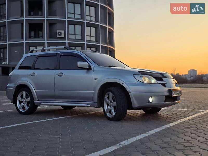 Mitsubishi Outlander (2006)