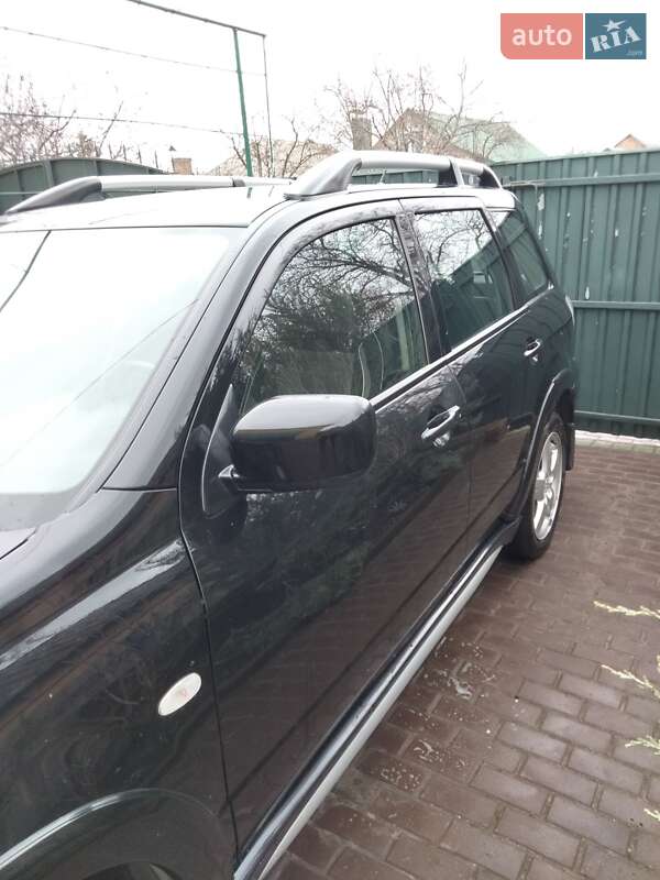 Mitsubishi Outlander (2009)