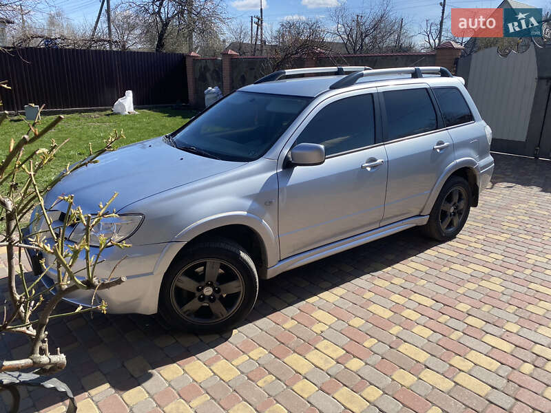 Mitsubishi Outlander (2008)