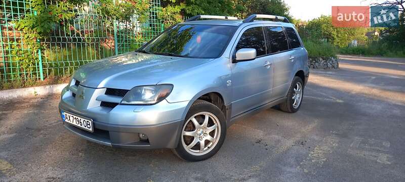 Mitsubishi Outlander (2004)