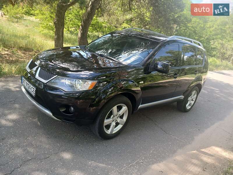 Mitsubishi Outlander (2007)