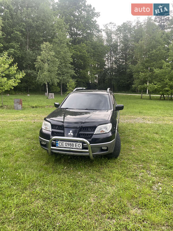 Mitsubishi Outlander (2005)