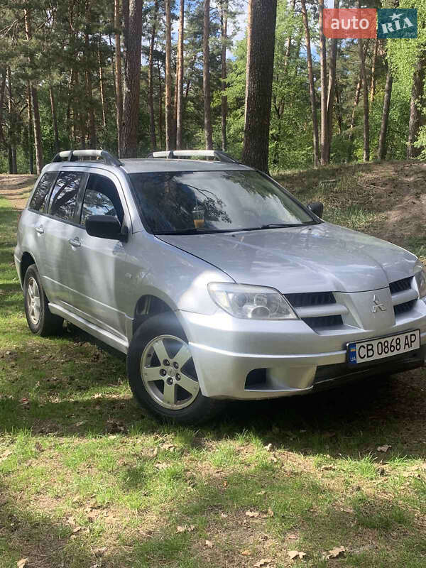 Mitsubishi Outlander (2008)