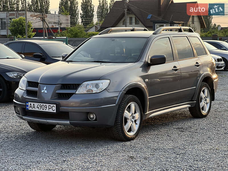 Mitsubishi Outlander (2009)