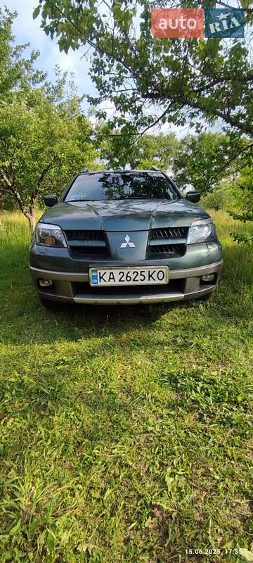 Mitsubishi Outlander (2006)