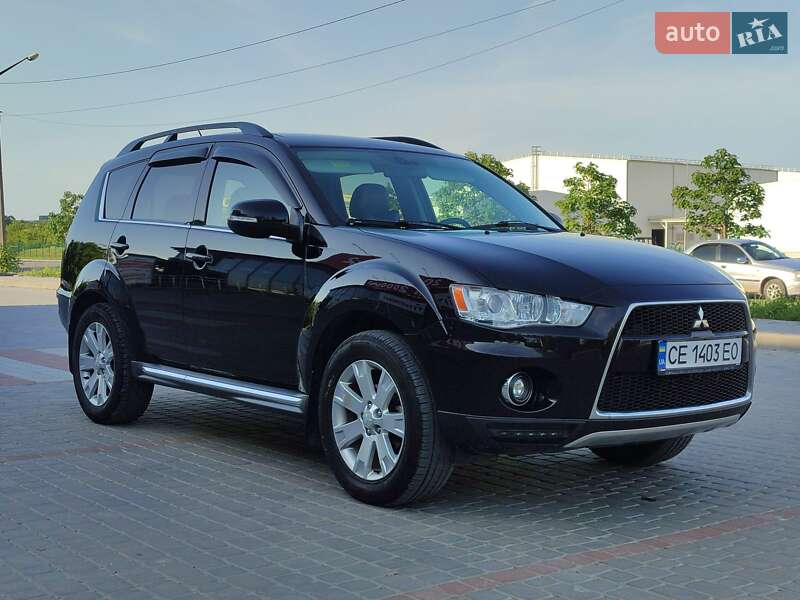 Mitsubishi Outlander (2011)