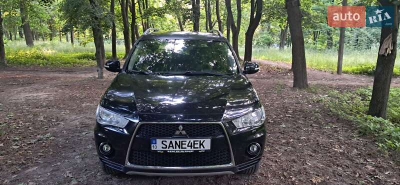 Mitsubishi Outlander (2010)