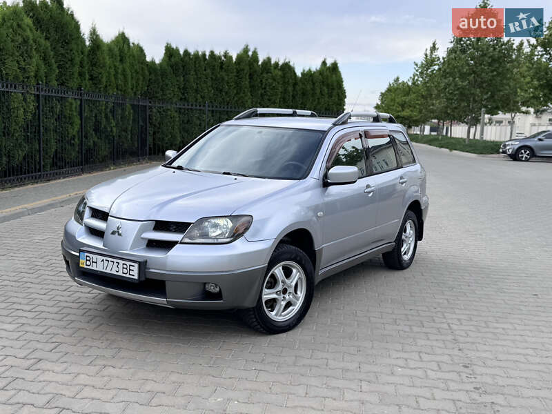 Mitsubishi Outlander (2004)