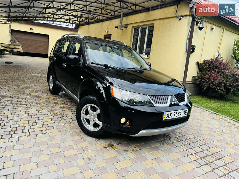 Mitsubishi Outlander (2008)