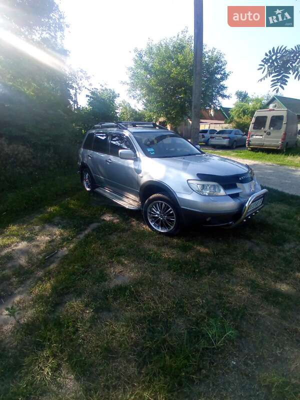 Mitsubishi Outlander (2006)