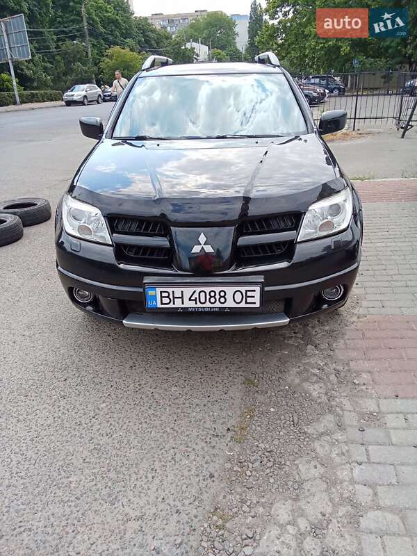 Mitsubishi Outlander (2006)