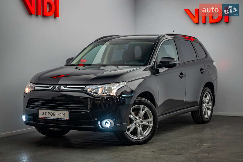 Mitsubishi Outlander (2013)