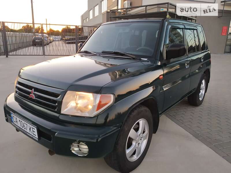 Mitsubishi Pajero pinin (2002)