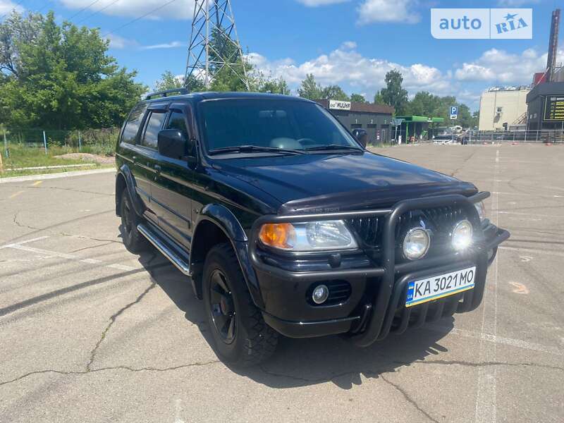 Mitsubishi Pajero sport (2007)